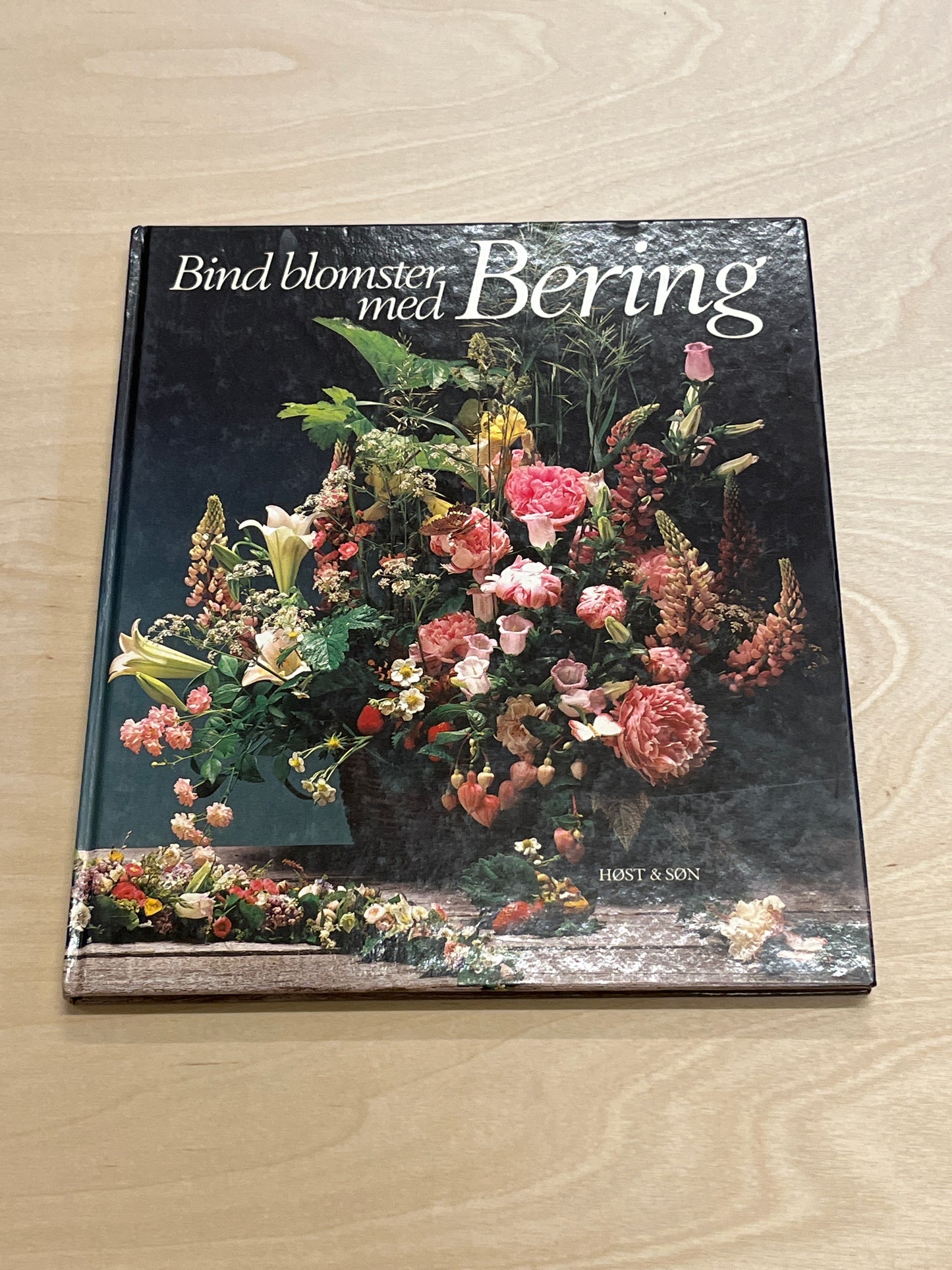 'Bind blomster med Bering', af Jette Østerlund